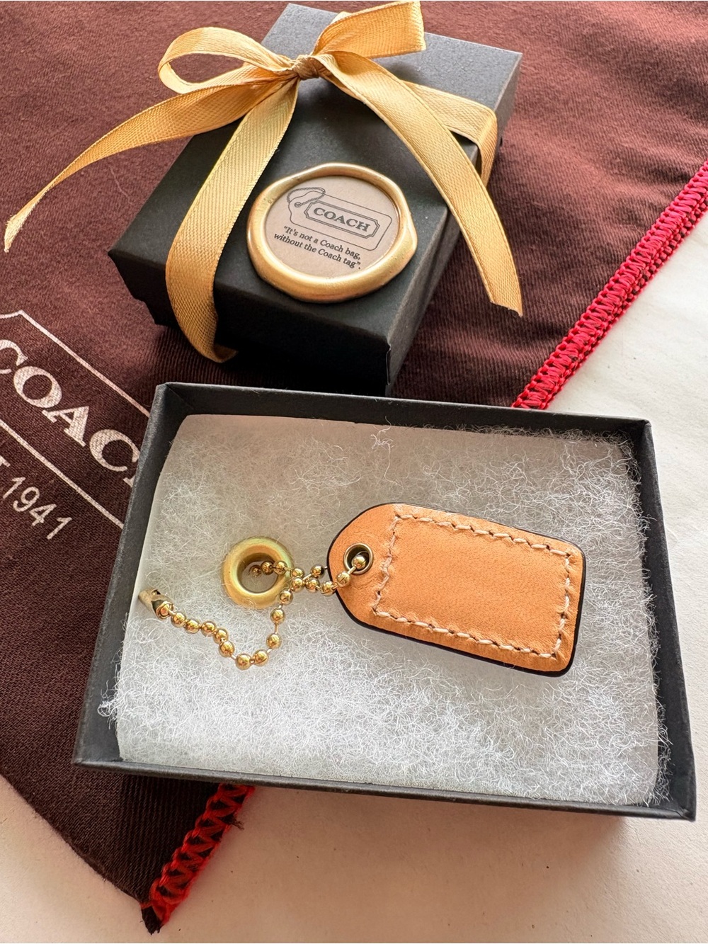 ๐ซRARE Coach DBL-Sided Virgin Vachetta Chocolate HTF Y2K VTG Hang Tag Charm - Picture 12 of 15